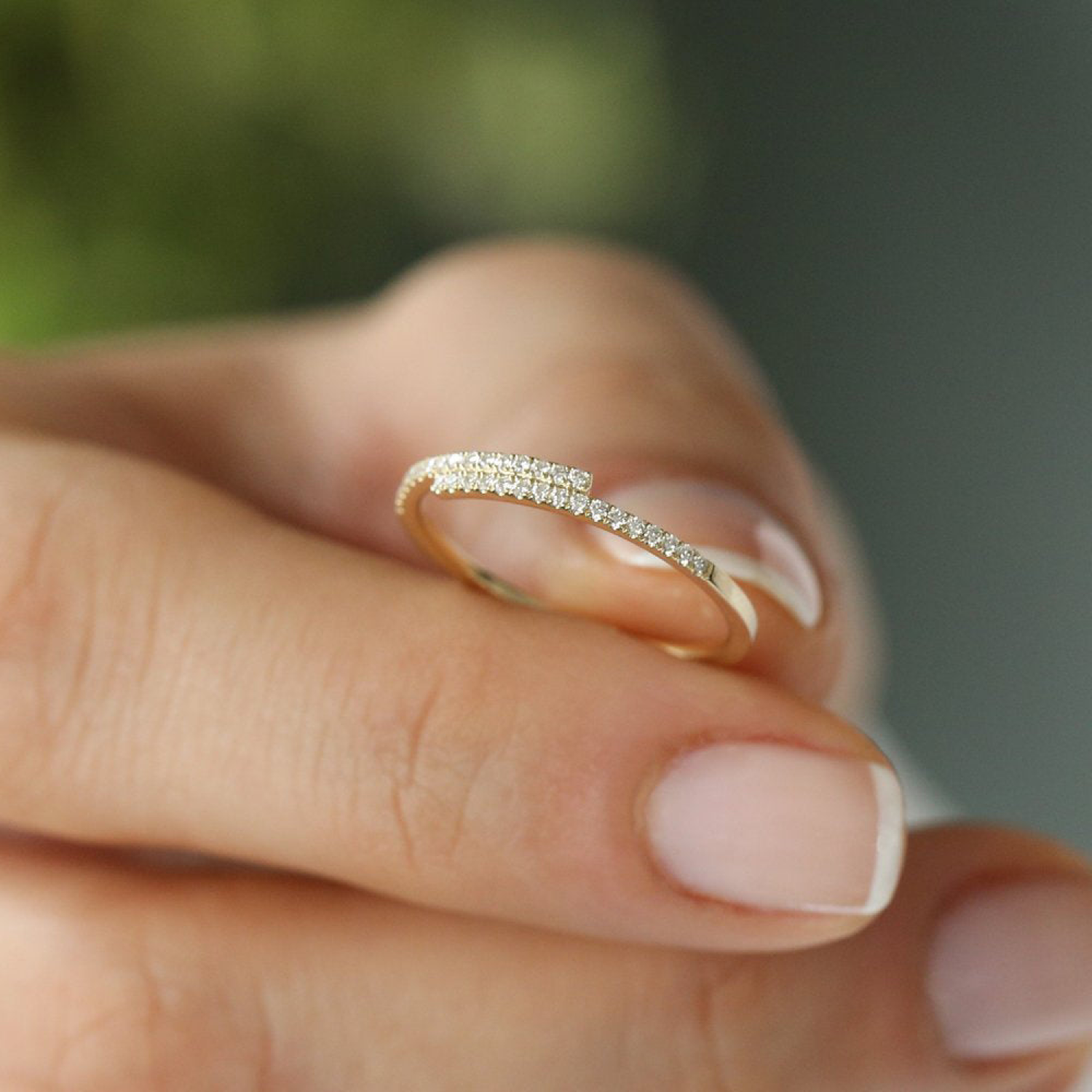 Warped Diamond Ring 24kdiamond